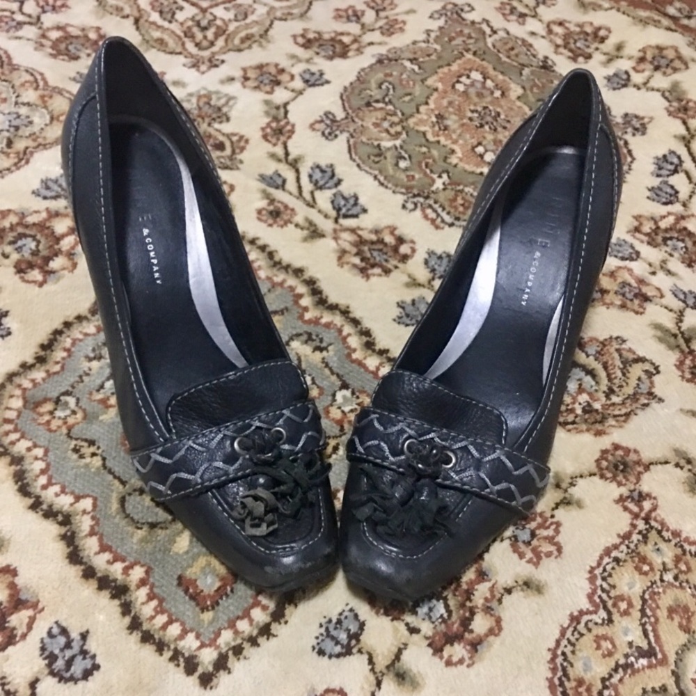NINE & CO. Stitched Oxford Office Heels Size 7